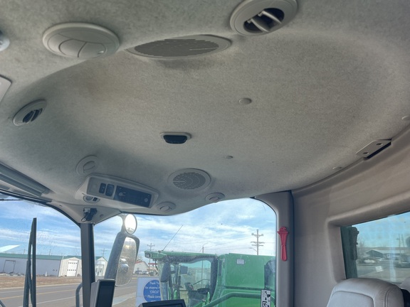 2018 John Deere S780 Combine