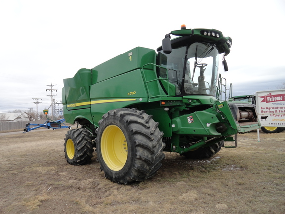 2018 John Deere S780 Combine