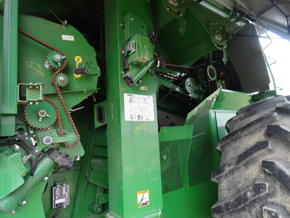 2018 John Deere S780 Combine