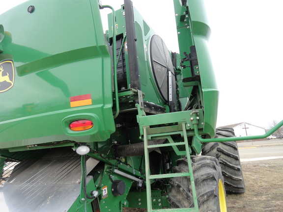 2018 John Deere S780 Combine