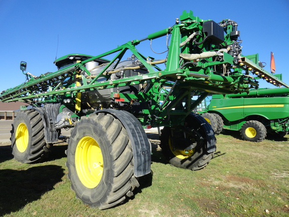 2020 John Deere R4038 Sprayer/High Clearance