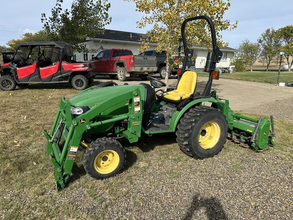 2012 John Deere 2720 CUT Tractor Compact