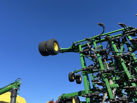2018 John Deere 1830 Air Seeder
