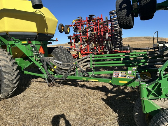 2018 John Deere 1830 Air Seeder