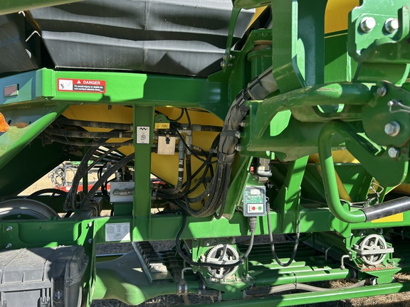 2018 John Deere 1830 Air Seeder