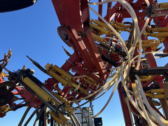 2005 Bourgault 5710 Air Seeder