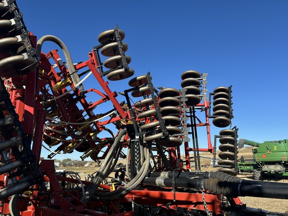 2005 Bourgault 5710 Air Seeder