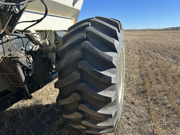 2005 Bourgault 5710 Air Seeder