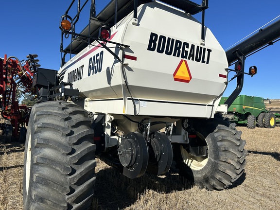 2005 Bourgault 5710 Air Seeder