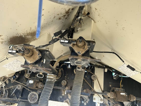 2005 Bourgault 5710 Air Seeder