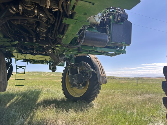 2022 John Deere 412R Sprayer/High Clearance