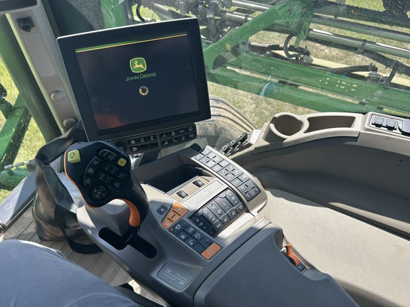 2022 John Deere 412R Sprayer/High Clearance