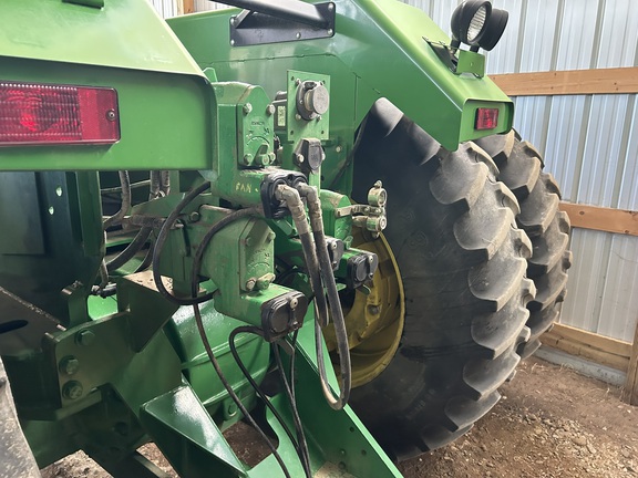 1996 John Deere 8570 Tractor 4WD