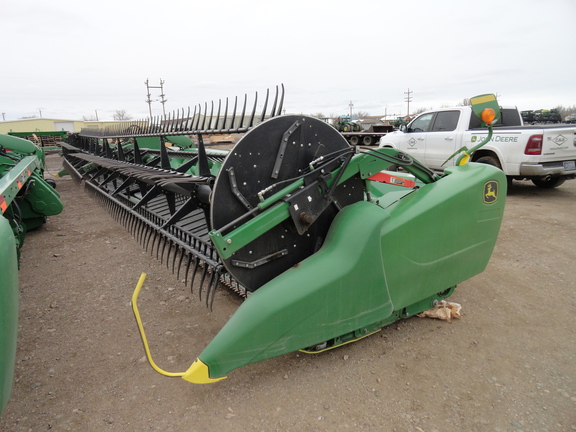 2019 John Deere 745FD Header Combine