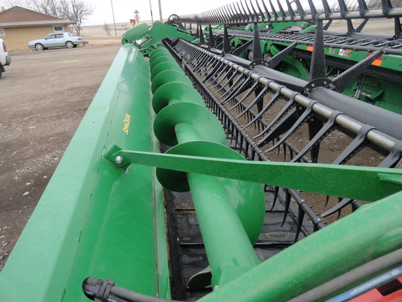 2019 John Deere 745FD Header Combine