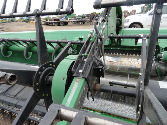 2019 John Deere 745FD Header Combine