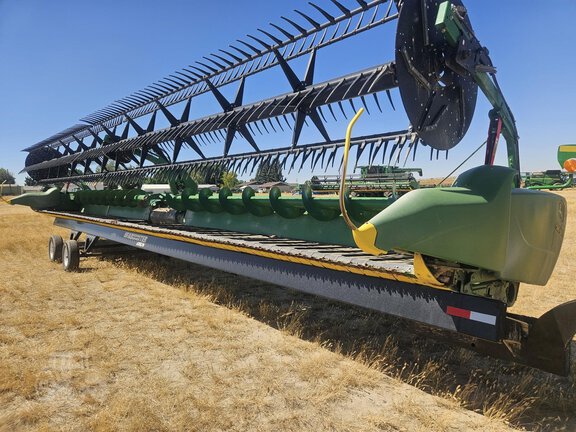 2019 John Deere 745FD Header Combine