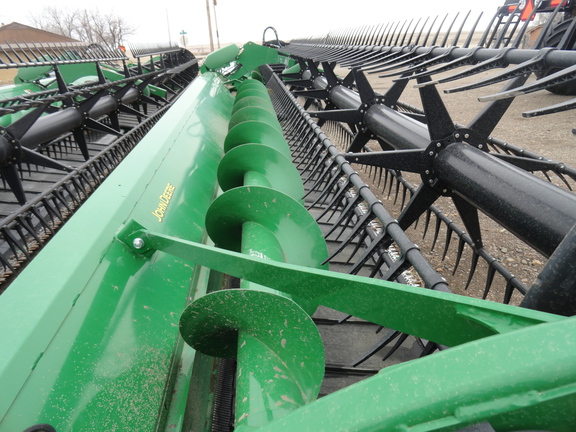 2019 John Deere 745FD Header Combine