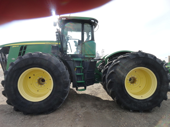 2014 John Deere 9510R Tractor 4WD