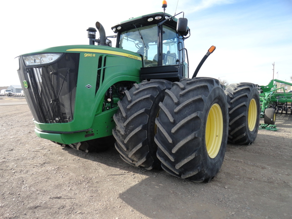 2014 John Deere 9510R Tractor 4WD