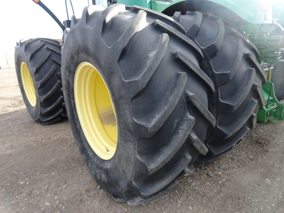2014 John Deere 9510R Tractor 4WD