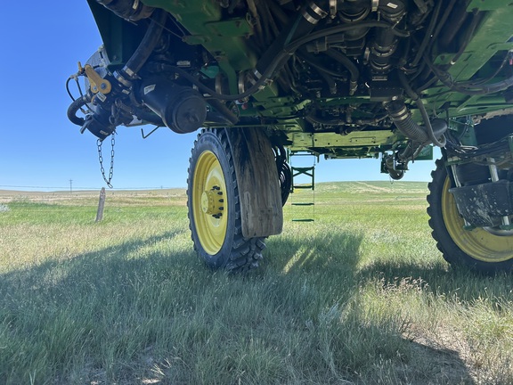 2022 John Deere 412R Sprayer/High Clearance