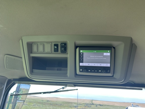 2022 John Deere 412R Sprayer/High Clearance