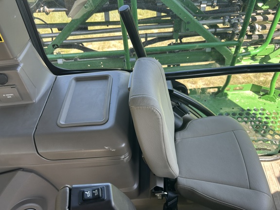 2022 John Deere 412R Sprayer/High Clearance