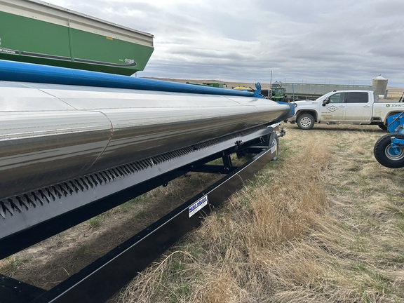 2014 Shelbourne XCV36 Header Combine