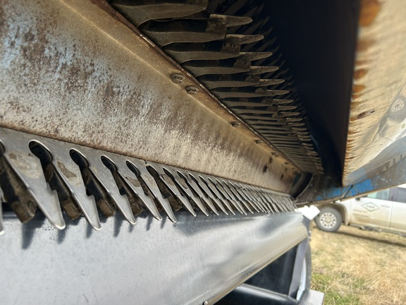 2014 Shelbourne XCV36 Header Combine