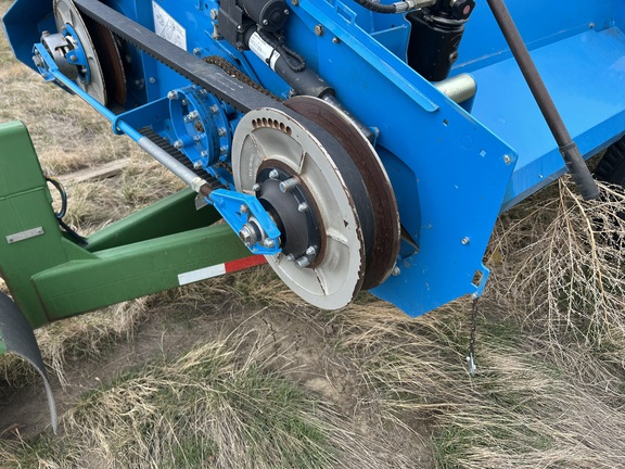 2015 Shelbourne XCV36 Header Combine