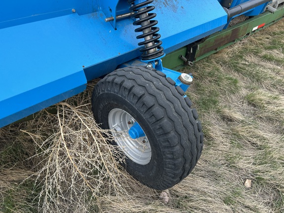 2015 Shelbourne XCV36 Header Combine