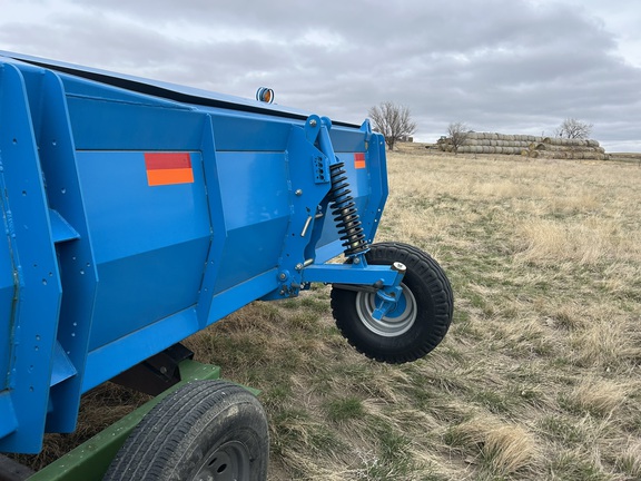 2015 Shelbourne XCV36 Header Combine