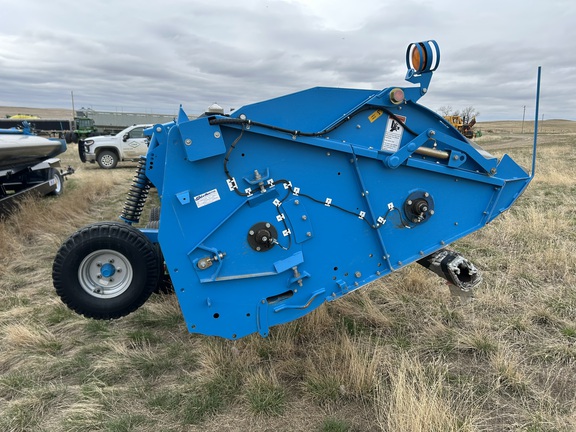 2015 Shelbourne XCV36 Header Combine