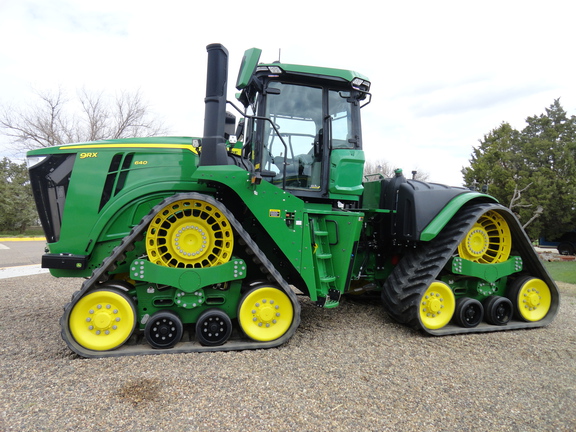 2022 John Deere 9RX 640 Tractor Rubber Track