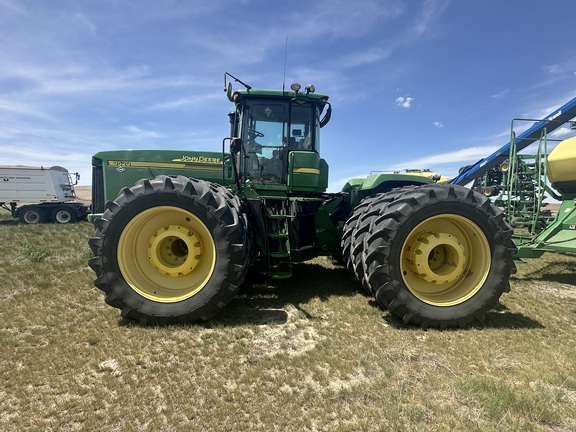 2006 John Deere 9520 Tractor 4WD