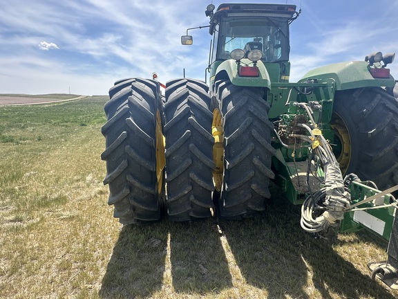 2006 John Deere 9520 Tractor 4WD