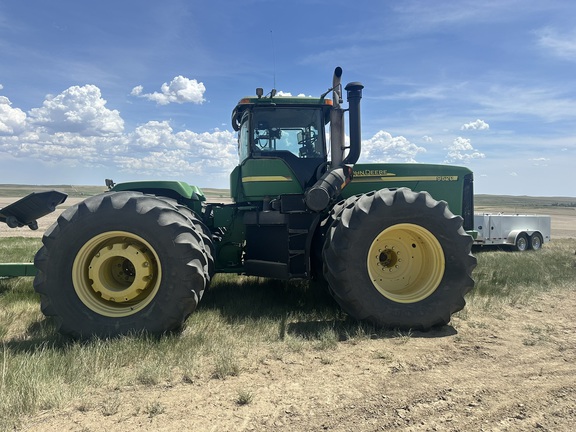 2004 John Deere 9520 Tractor 4WD