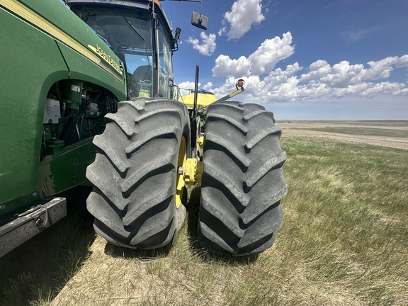 2004 John Deere 9520 Tractor 4WD