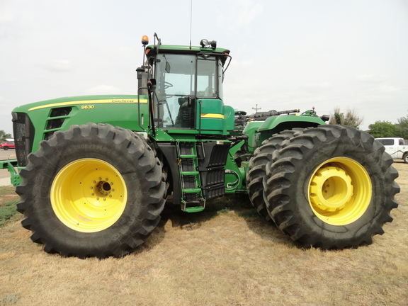2009 John Deere 9630 Tractor 4WD