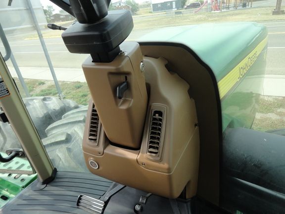 2009 John Deere 9630 Tractor 4WD