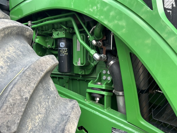 2013 John Deere 9560R Tractor 4WD