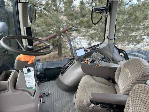 2013 John Deere 9560R Tractor 4WD