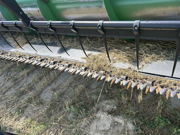 2013 John Deere 635F Header Combine