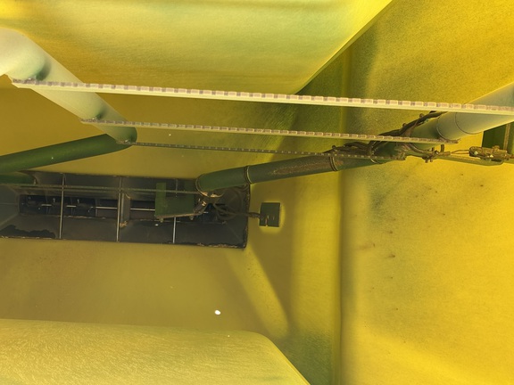 2014 John Deere 1835 Air Seeder