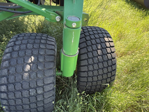 2014 John Deere 1835 Air Seeder