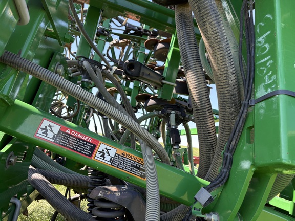 2014 John Deere 1835 Air Seeder