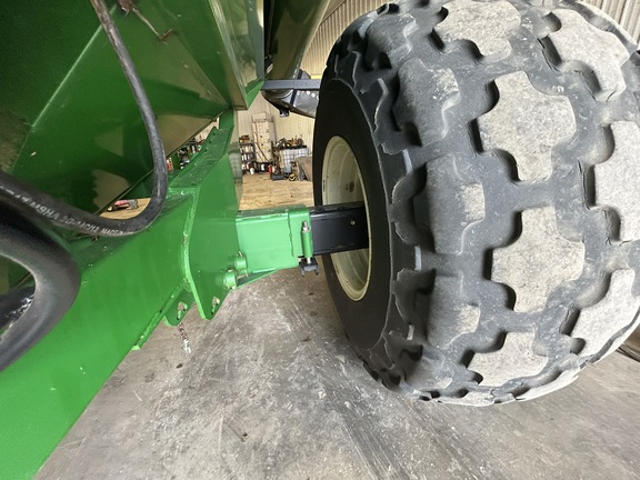Brent 1082 Grain Cart