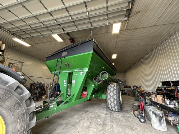 Brent 1082 Grain Cart