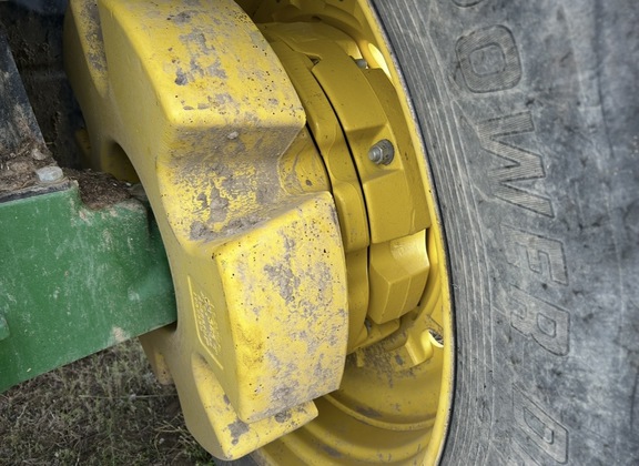 2016 John Deere 6175R Tractor